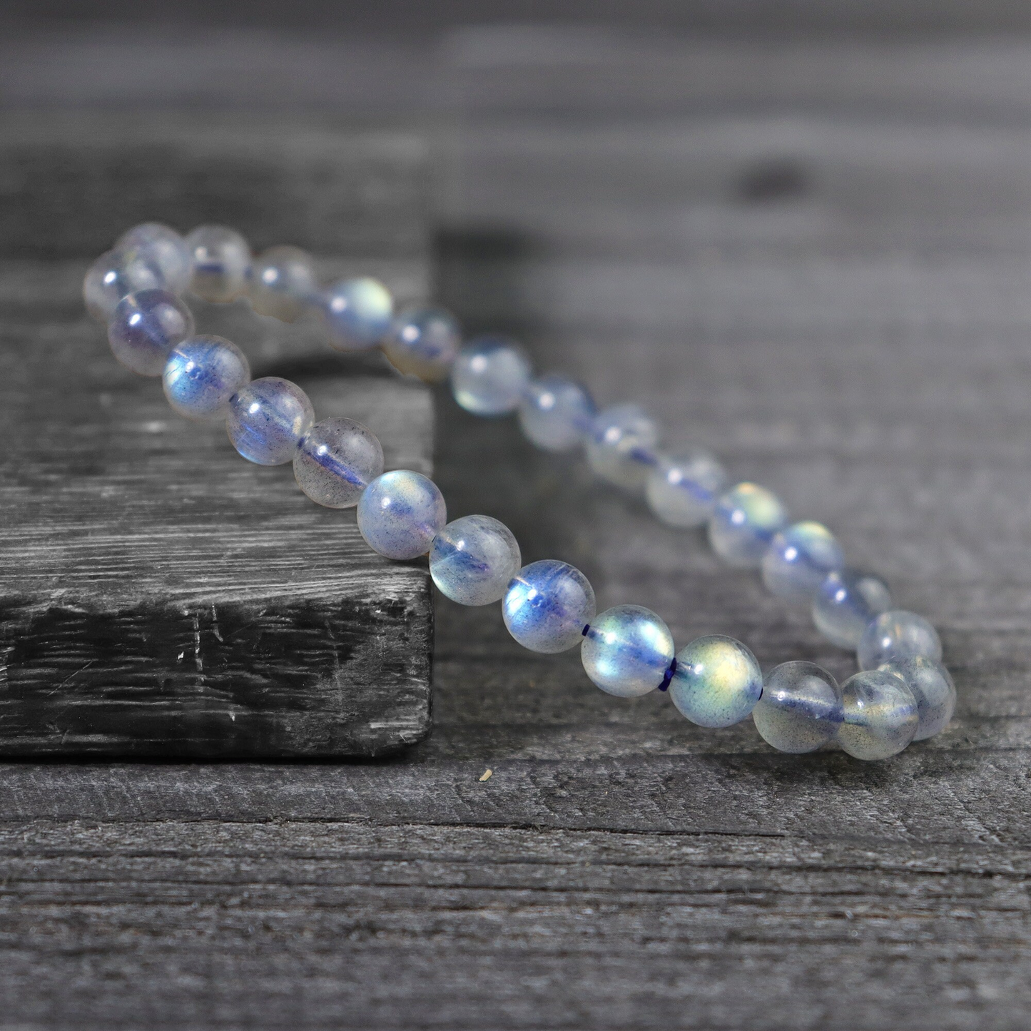 Labradorite Bracelet-Natural Blue Flash Gemstone Grounding Bracelet-Healing Balance Spiritual Protection Meditation Bracelet