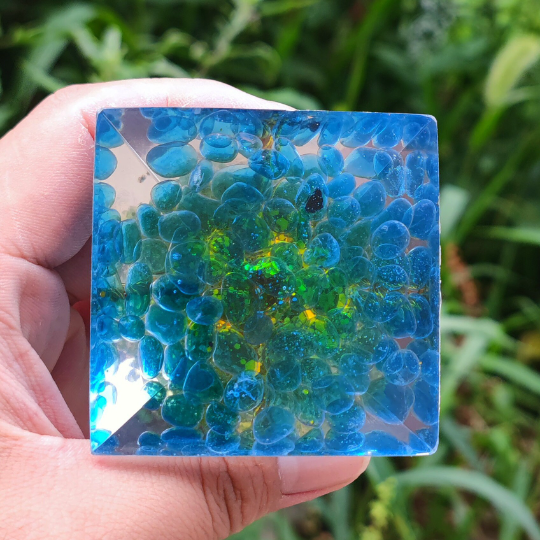 Peridot Tree of Life Orgone Pyramid-Blue Crystal Orgonite Pyramid