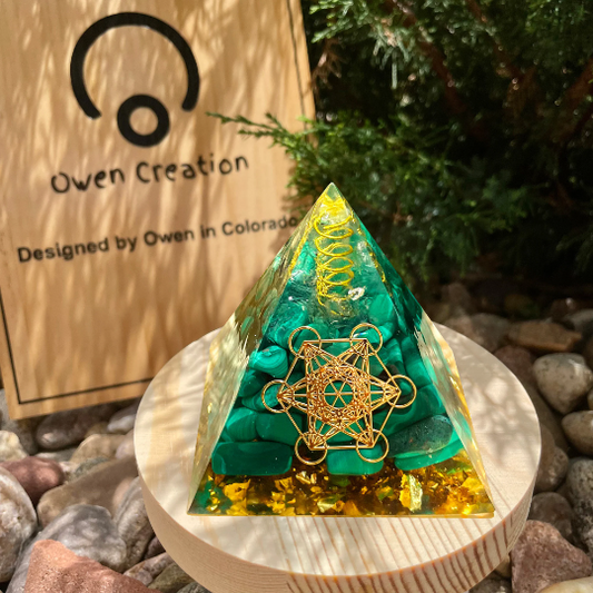 Natural Crystal Metals Orgonite Pyramid- Meditation Orgone Pyramid