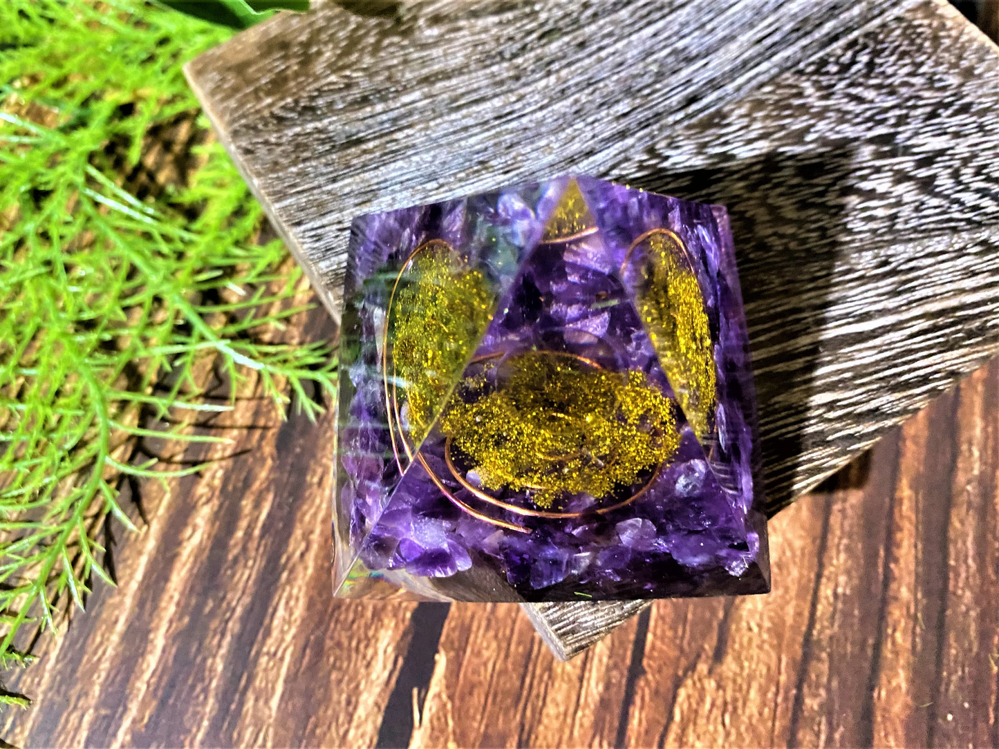 Amethyst Orgone Pyramid With Crystal Sphere- Reiki Healing Natural Crystal- Meditation stone Energy- Generator- Home Decor