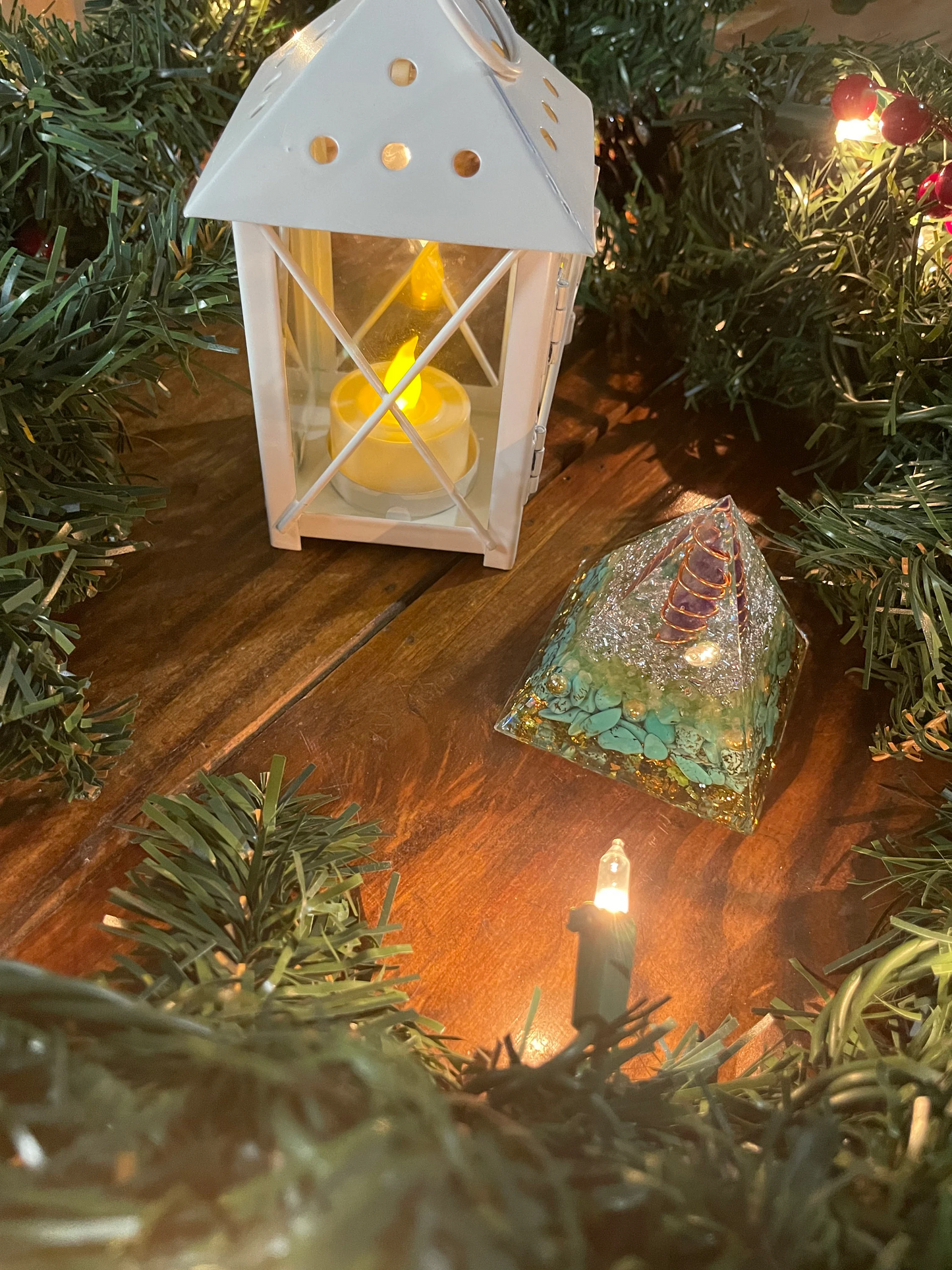 Orgonite Pyramid, Energy Generator, Labradorite, Orgone Pyramid, EMF Protection, Healing and Meditation, Metaphysical Gift, Reiki Chakra